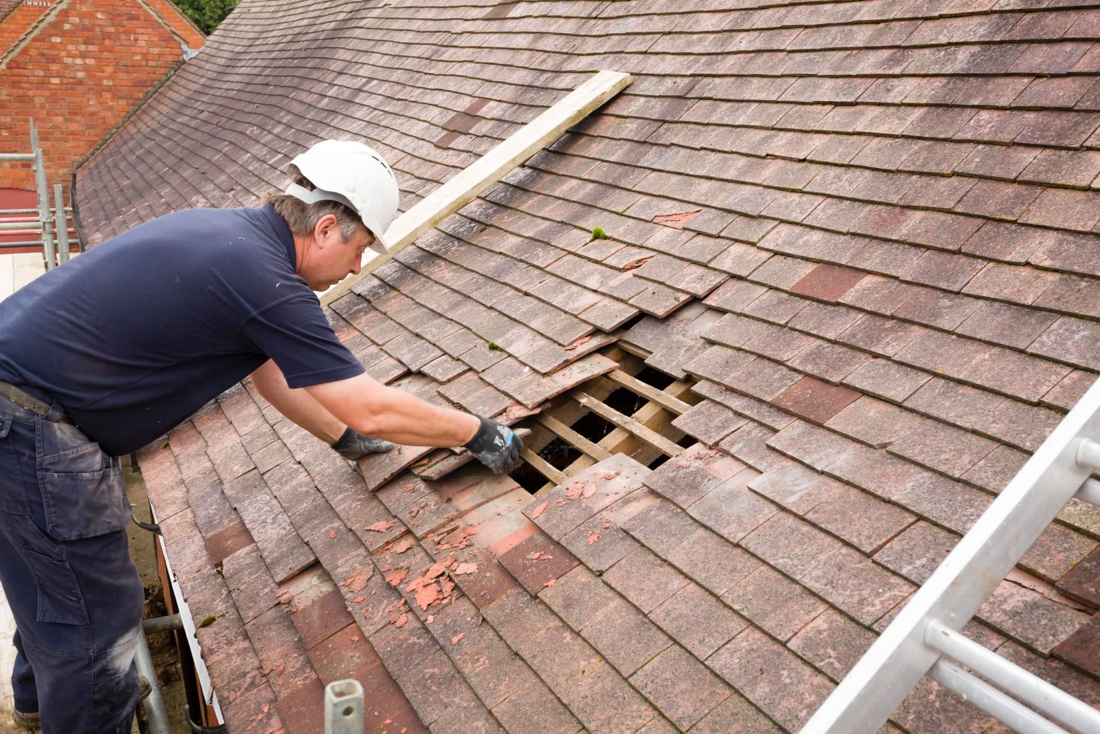 roof repair service in central coast and sydney